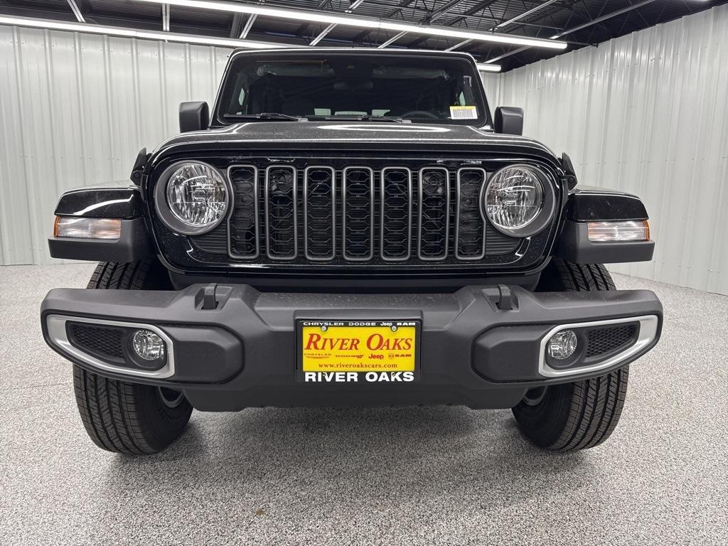 new 2025 Jeep Gladiator car, priced at $46,154