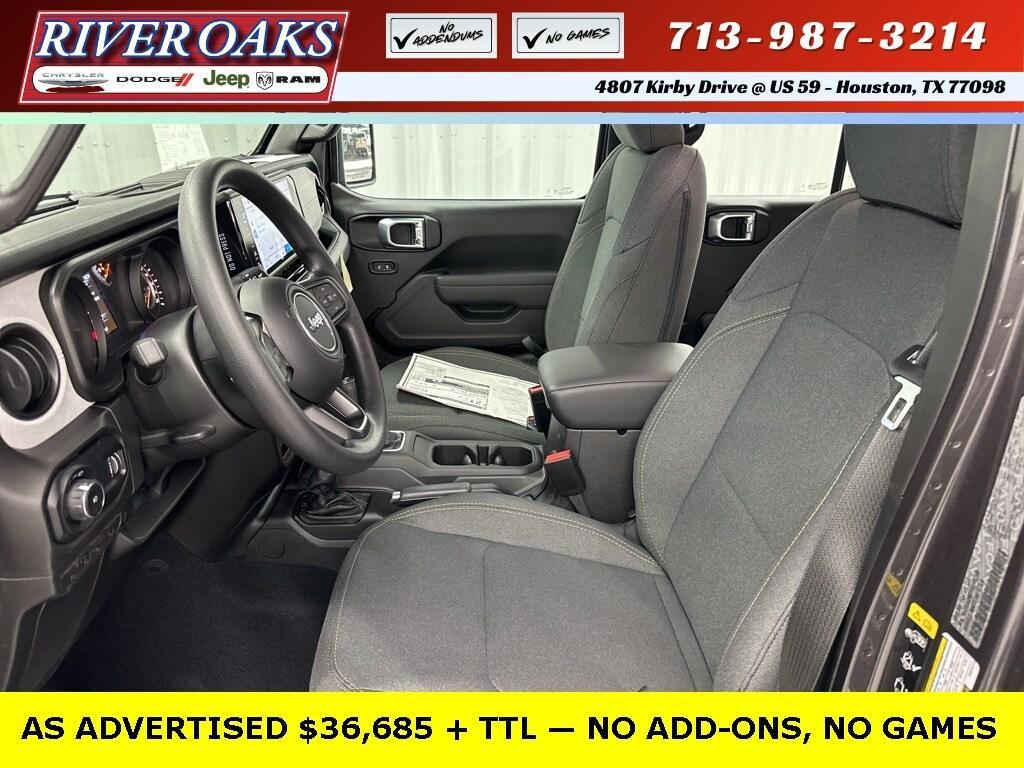 new 2025 Jeep Wrangler car, priced at $36,685