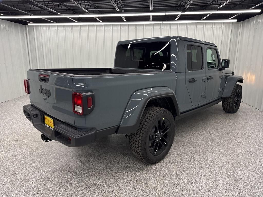 new 2025 Jeep Gladiator car, priced at $42,608