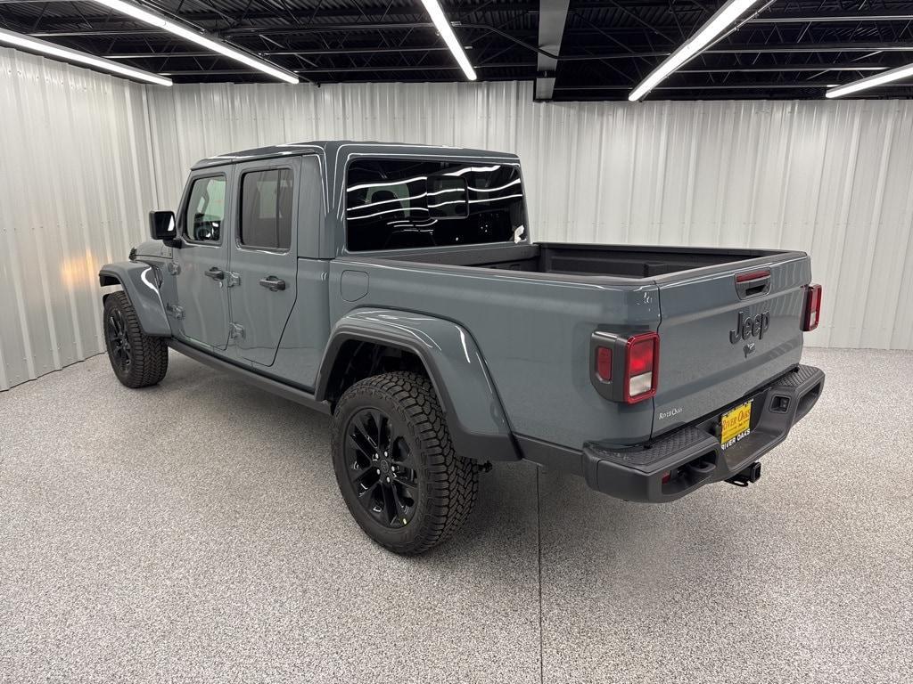 new 2025 Jeep Gladiator car, priced at $42,608