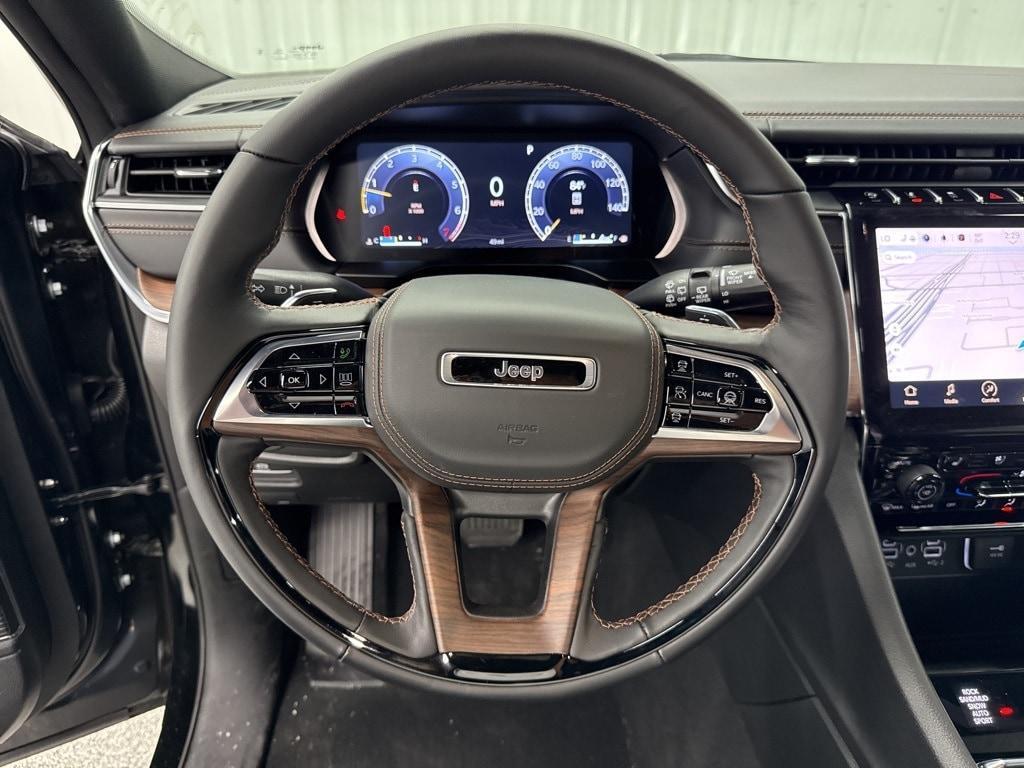 new 2025 Jeep Grand Cherokee car, priced at $59,321