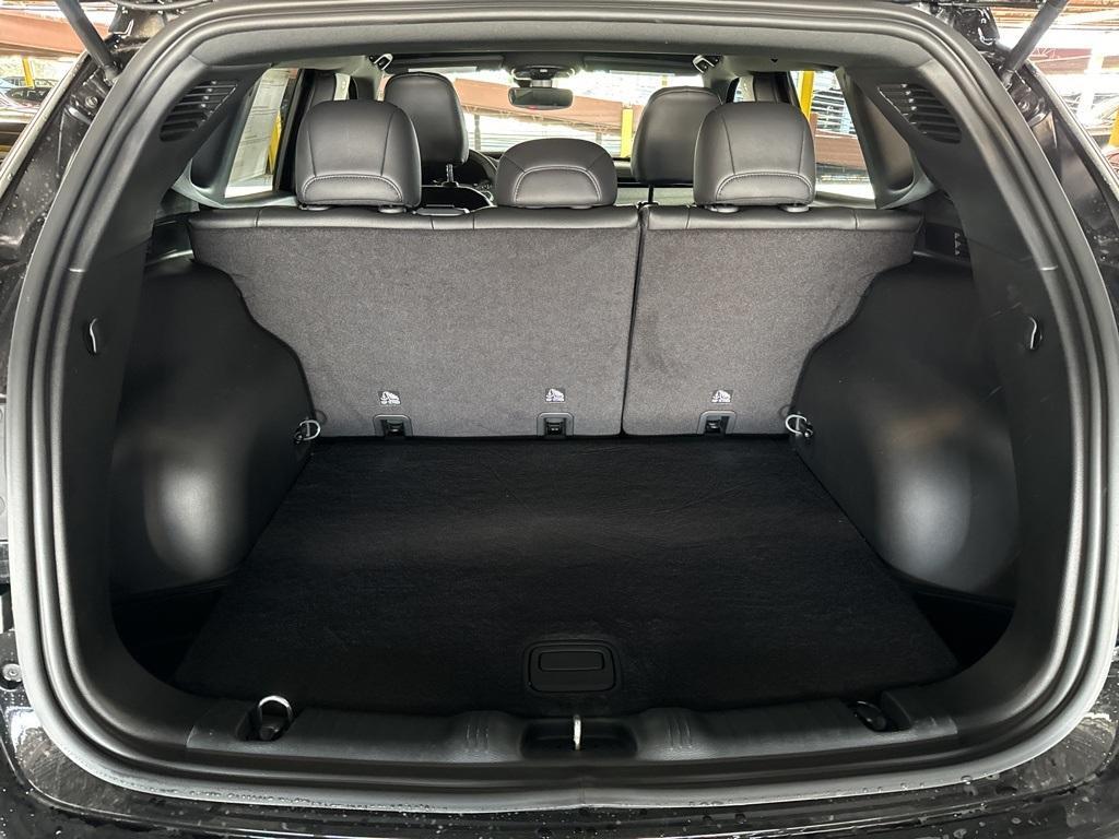new 2025 Jeep Compass car, priced at $27,138
