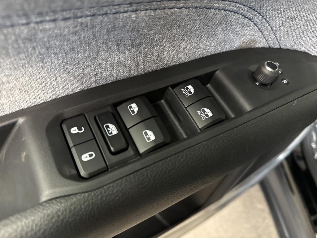 new 2025 Jeep Compass car, priced at $27,138