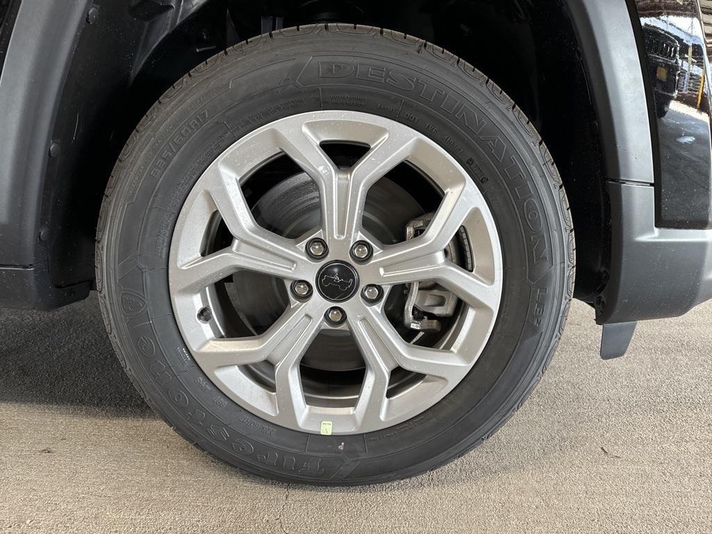 new 2025 Jeep Compass car, priced at $27,138