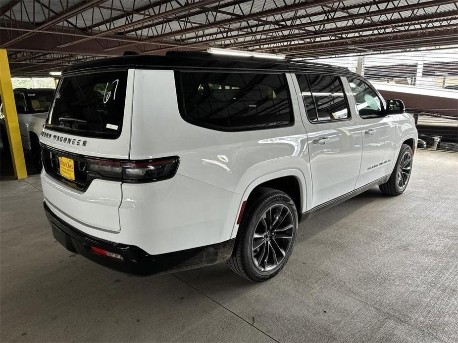 new 2024 Jeep Grand Wagoneer L car, priced at $104,550