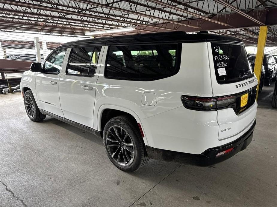 new 2024 Jeep Grand Wagoneer L car, priced at $104,550