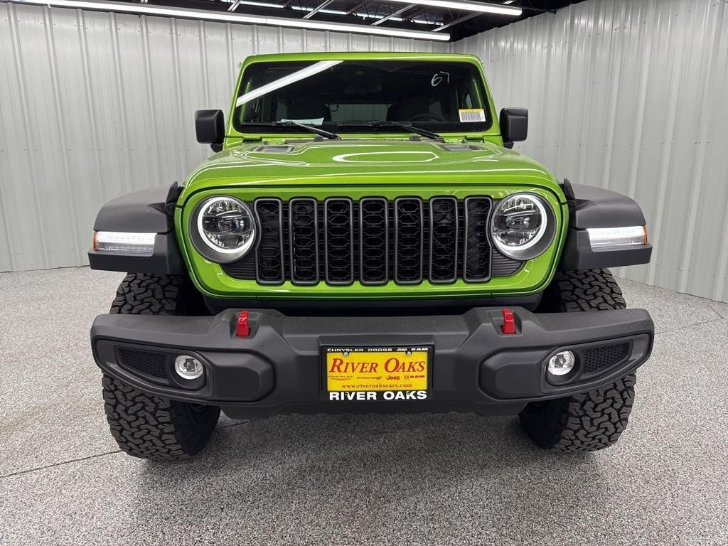 new 2025 Jeep Wrangler car, priced at $57,924