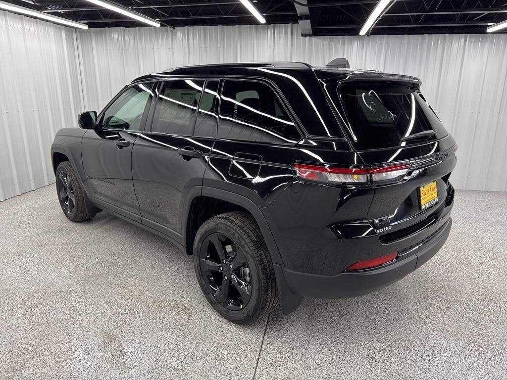new 2025 Jeep Grand Cherokee car, priced at $46,421