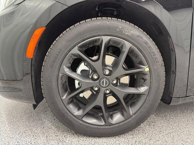 new 2026 Chrysler Pacifica car