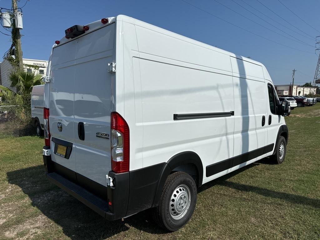 new 2025 Ram ProMaster 2500 car, priced at $46,150