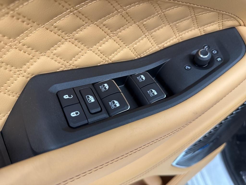 new 2025 Jeep Grand Cherokee car, priced at $63,690
