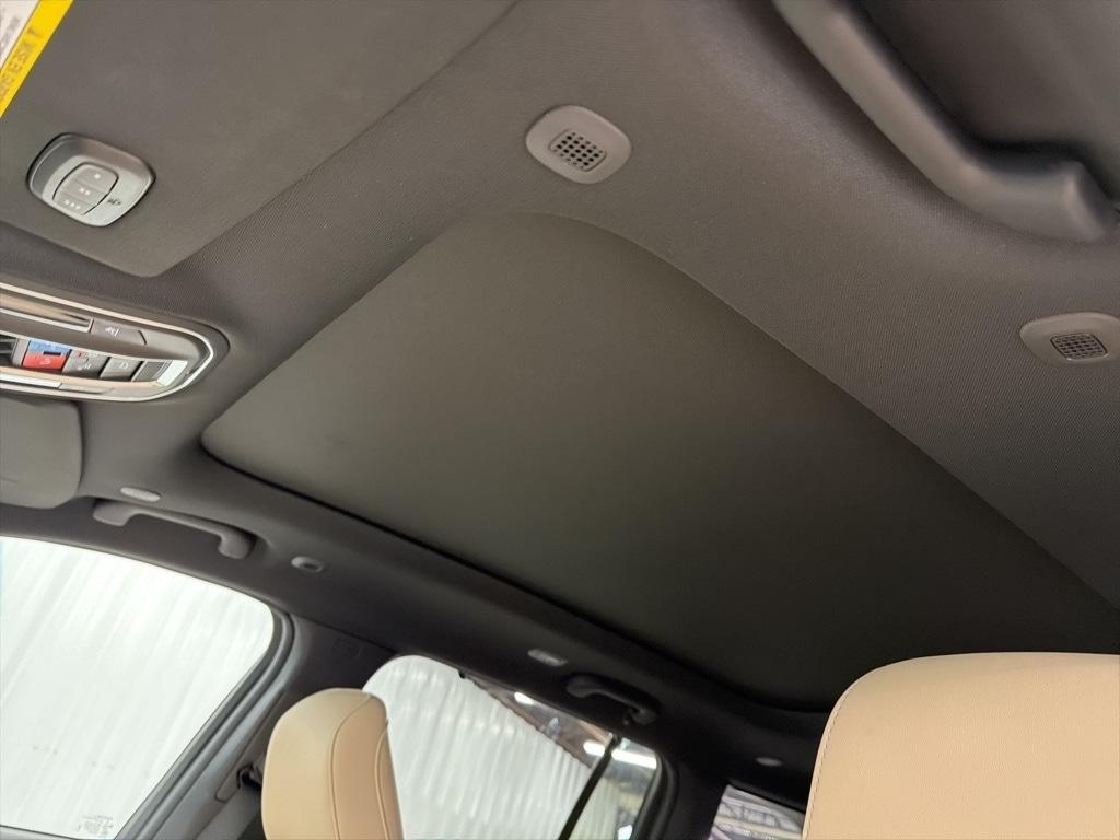 new 2025 Jeep Grand Cherokee car, priced at $47,090