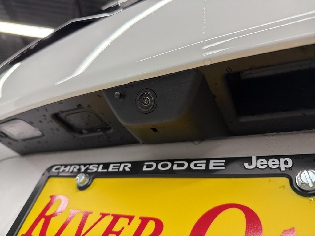 new 2025 Jeep Grand Cherokee car, priced at $47,090