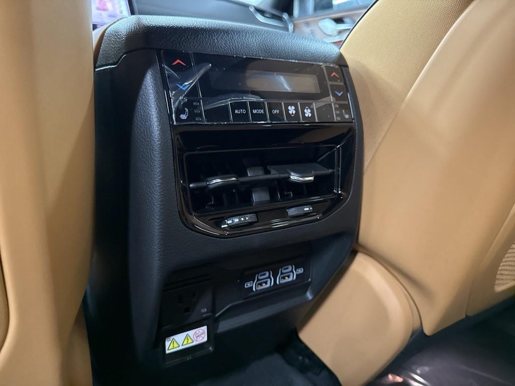 new 2025 Jeep Grand Cherokee car, priced at $56,967