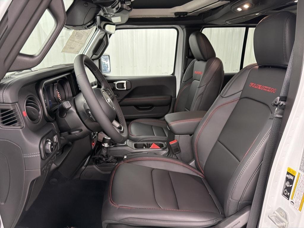 new 2025 Jeep Wrangler car, priced at $60,727