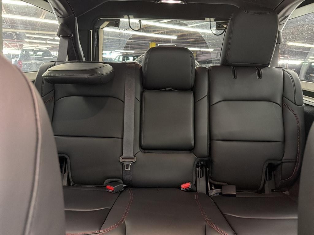new 2025 Jeep Wrangler car, priced at $60,727