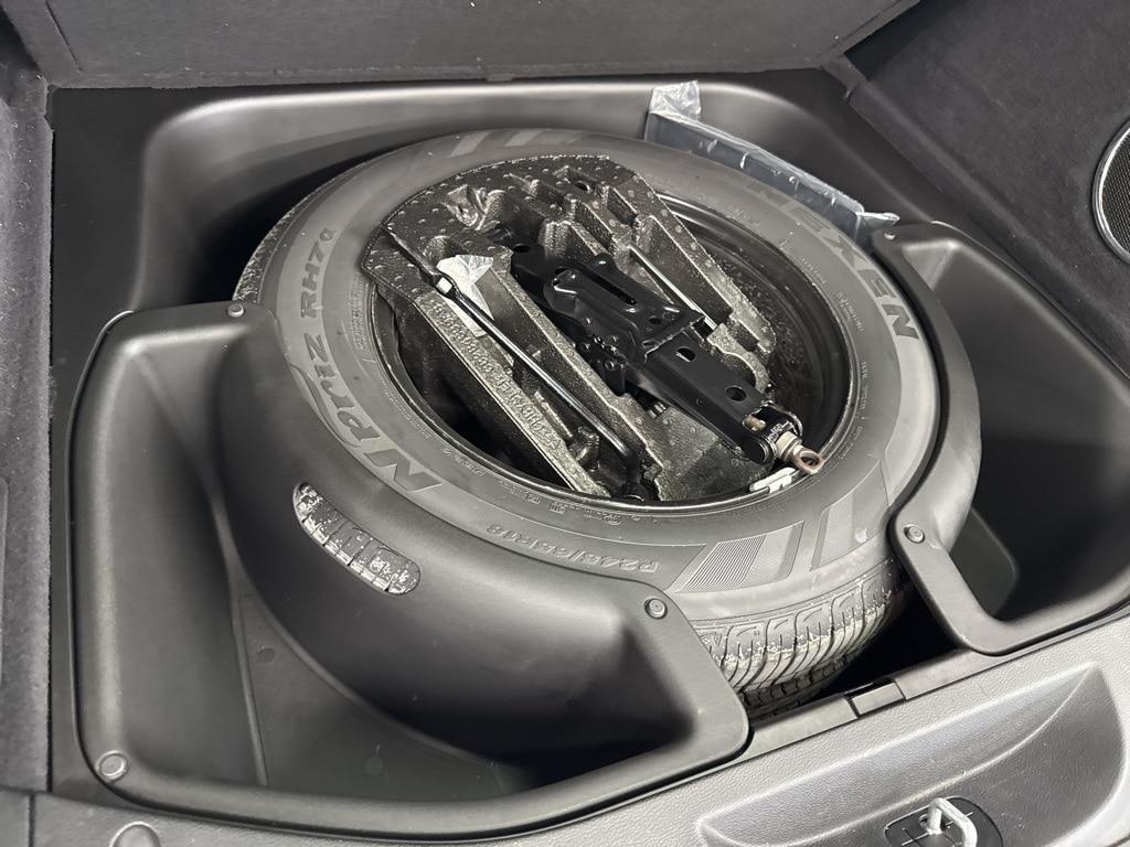 used 2021 Jeep Grand Cherokee car, priced at $31,785