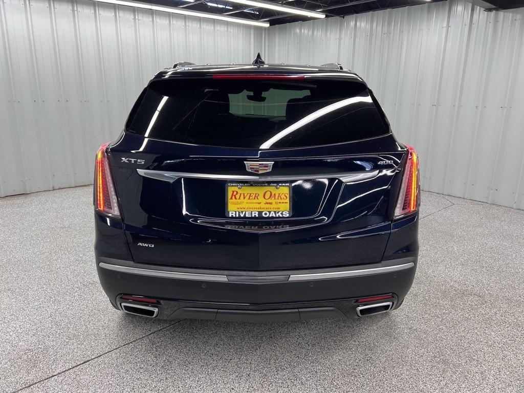 used 2022 Cadillac XT5 car, priced at $33,548