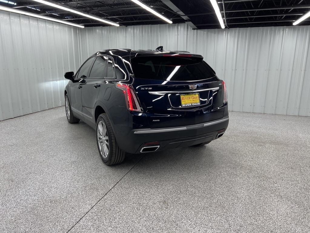 used 2022 Cadillac XT5 car, priced at $33,548