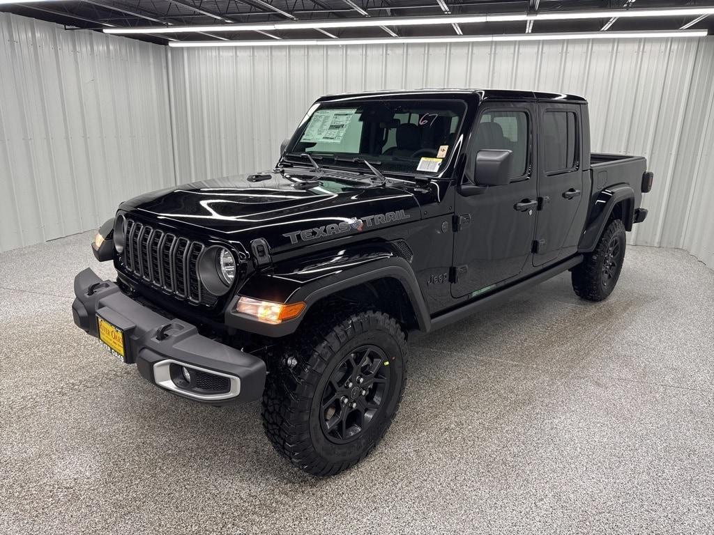 new 2025 Jeep Gladiator car, priced at $46,122