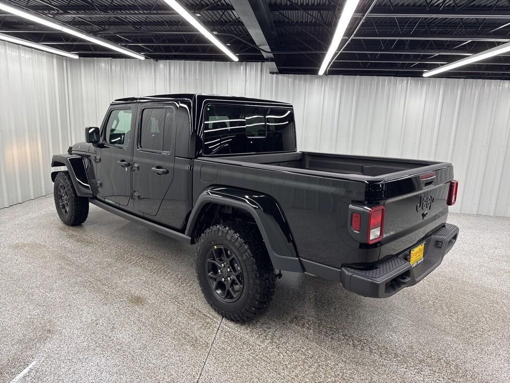 new 2025 Jeep Gladiator car, priced at $46,122