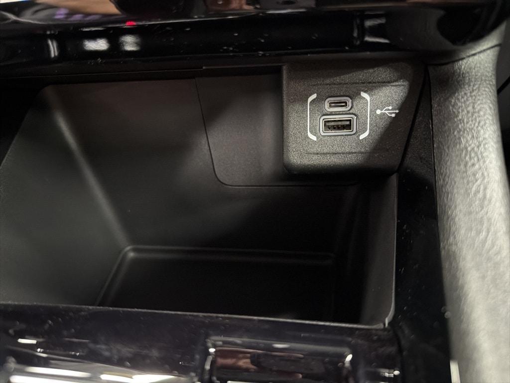 new 2026 Jeep Compass car, priced at $33,370