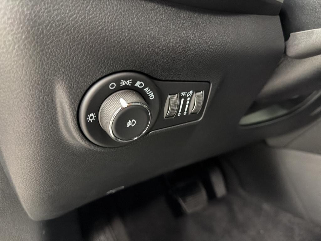 new 2026 Jeep Compass car, priced at $33,370