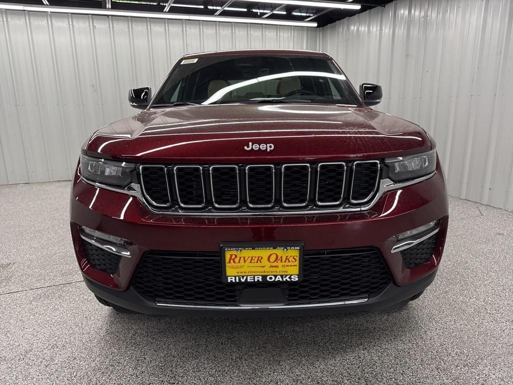 new 2025 Jeep Grand Cherokee car, priced at $42,686