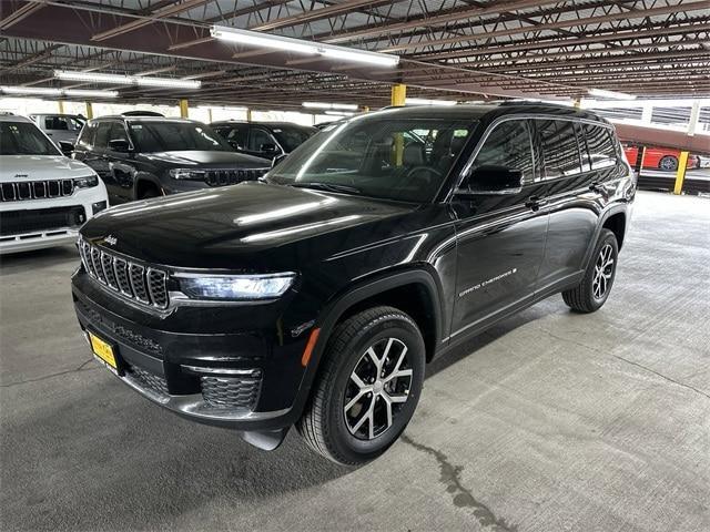 new 2024 Jeep Grand Cherokee L car, priced at $42,921