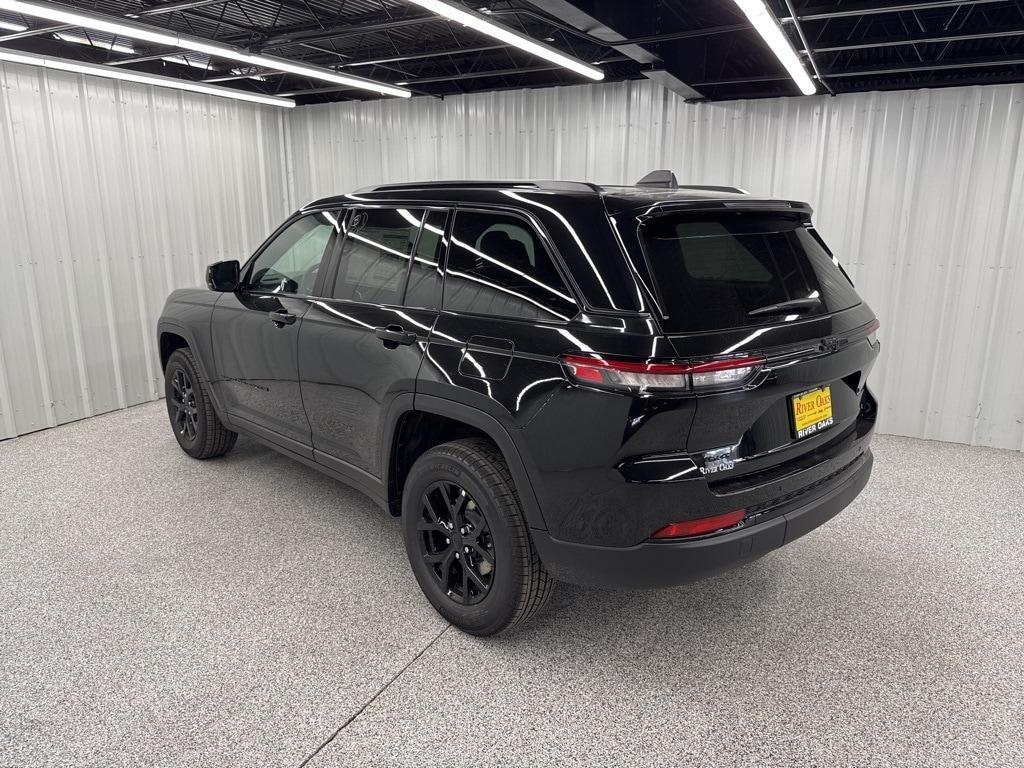 new 2025 Jeep Grand Cherokee car, priced at $43,297