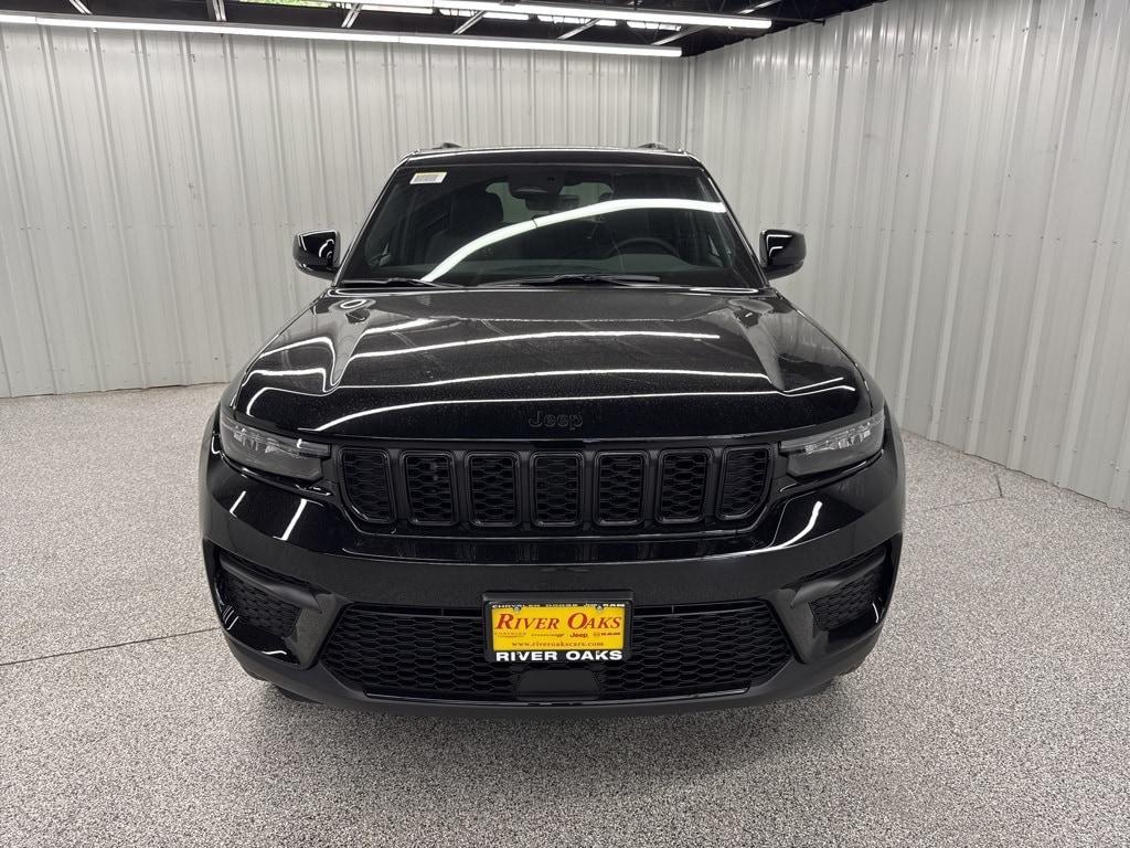 new 2025 Jeep Grand Cherokee car, priced at $43,297