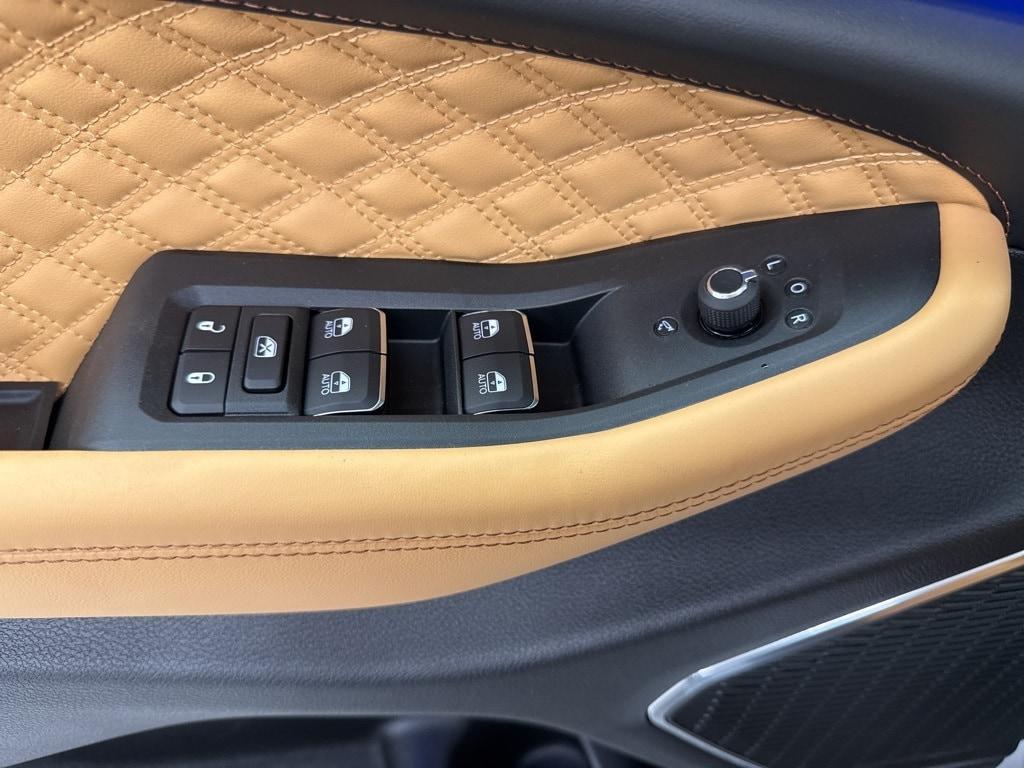 new 2025 Jeep Grand Cherokee car, priced at $57,112