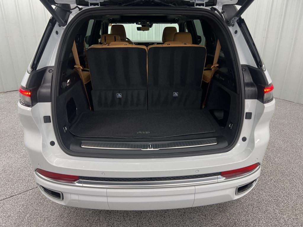 used 2025 Jeep Grand Cherokee L car, priced at $63,574