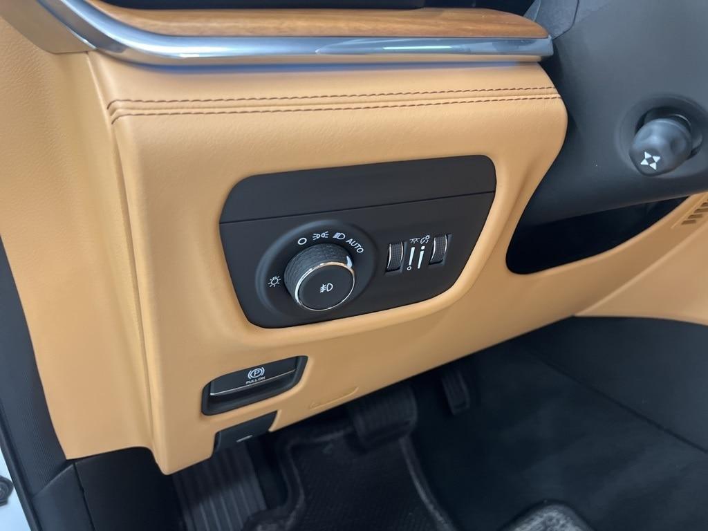 used 2025 Jeep Grand Cherokee L car, priced at $63,574