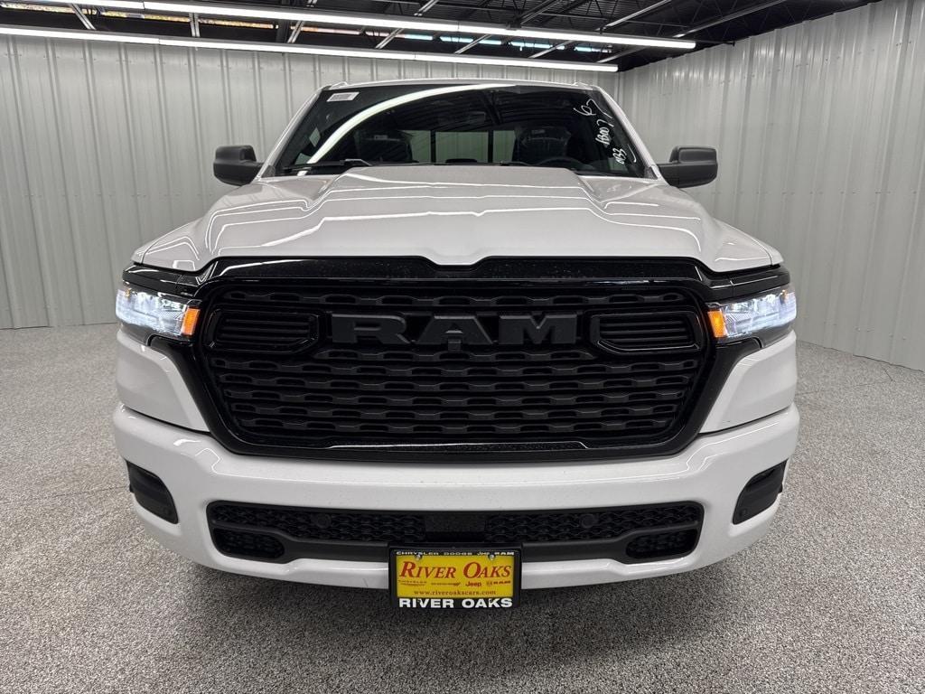 new 2025 Ram 1500 car, priced at $41,583