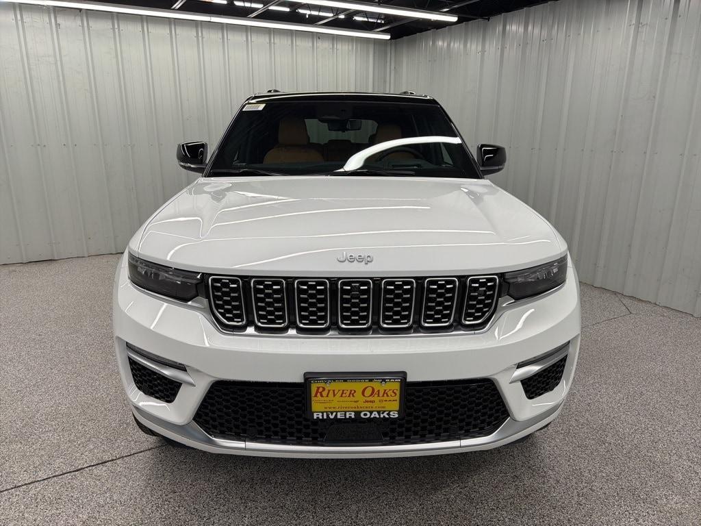 new 2025 Jeep Grand Cherokee car, priced at $66,555