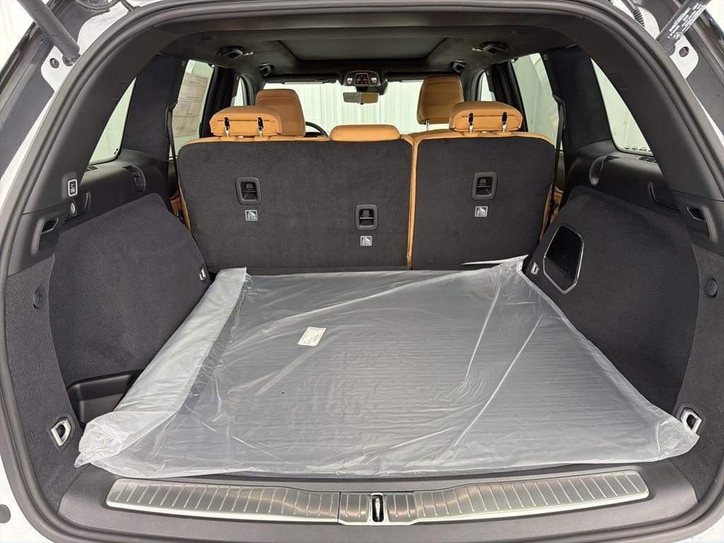 new 2025 Jeep Grand Cherokee car, priced at $66,555