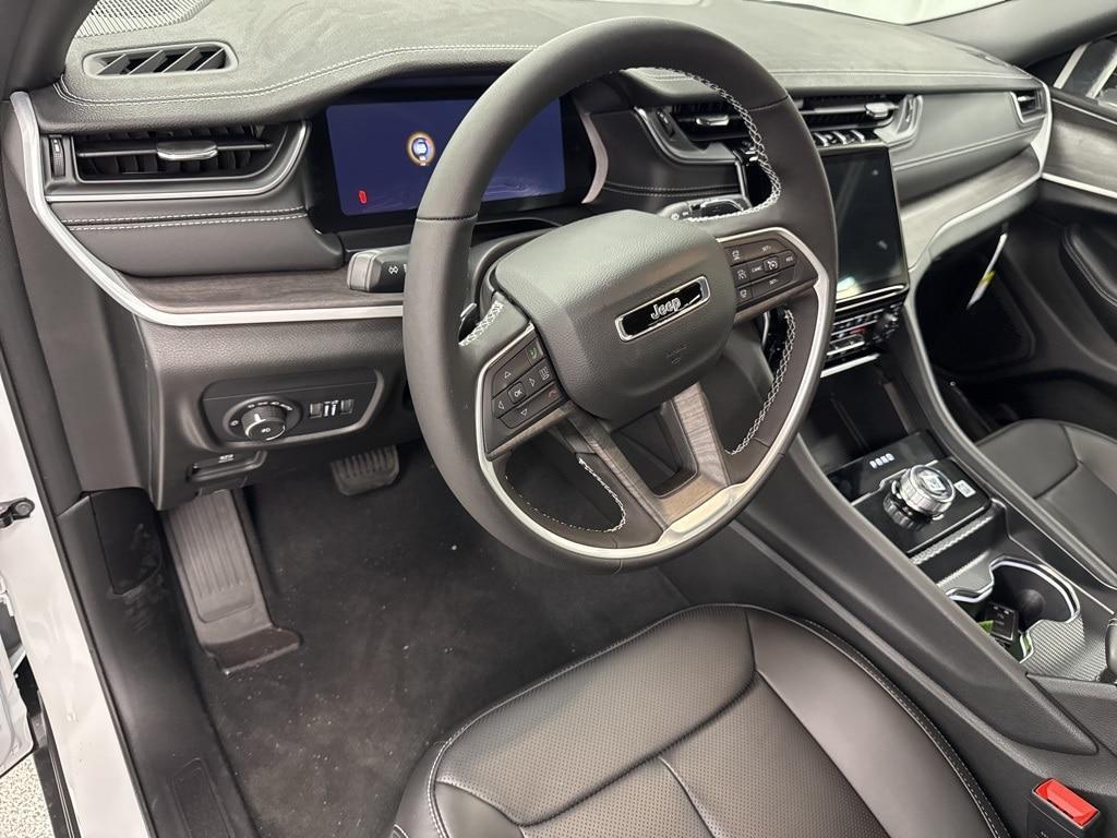 new 2025 Jeep Grand Cherokee L car, priced at $48,173