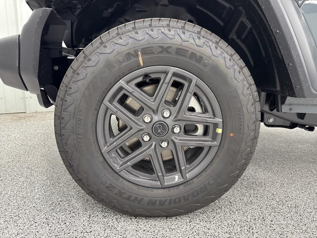 new 2025 Jeep Wrangler car, priced at $47,764