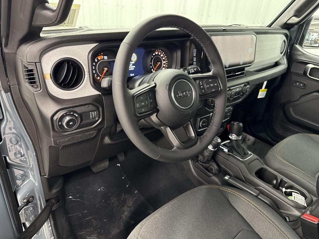 new 2025 Jeep Wrangler car, priced at $47,764