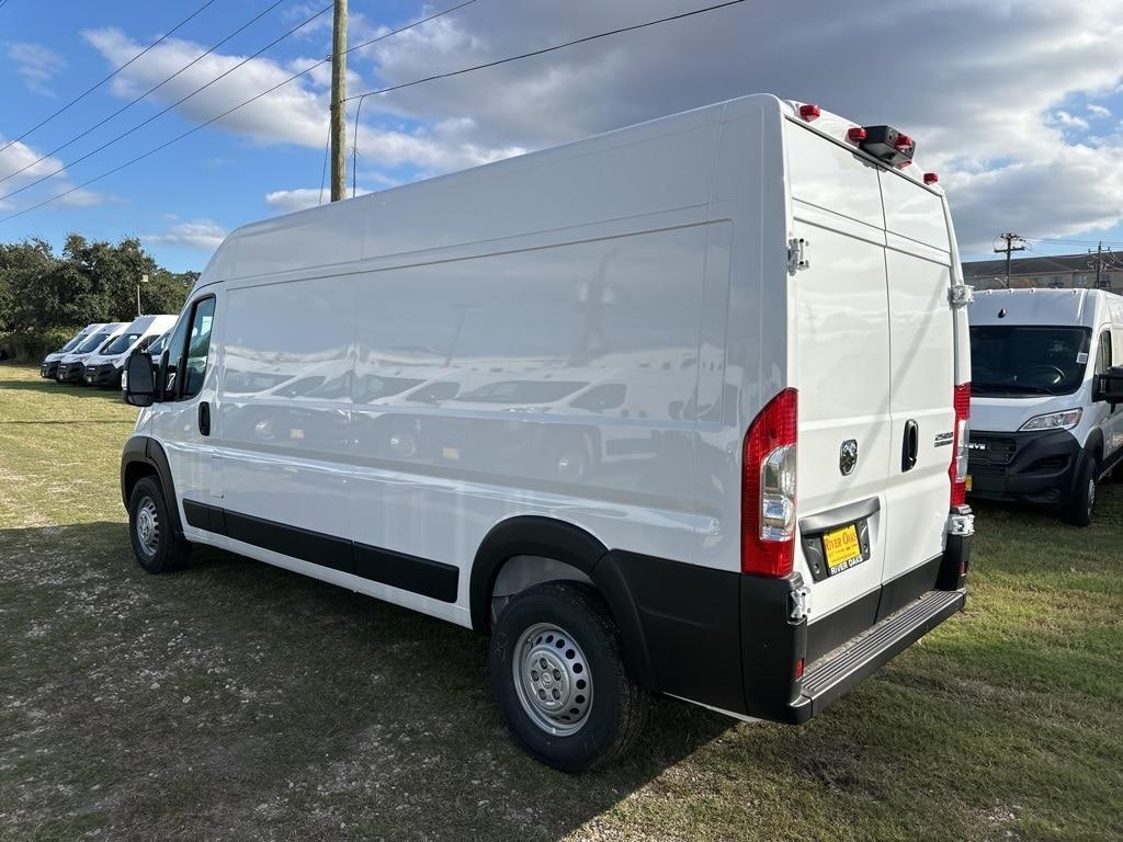 new 2025 Ram ProMaster 2500 car, priced at $46,455