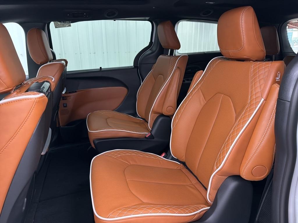 new 2026 Chrysler Pacifica car, priced at $53,997