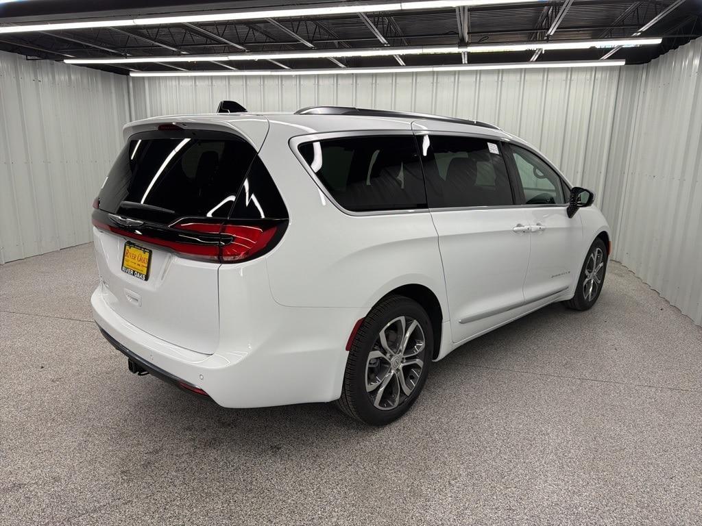 new 2026 Chrysler Pacifica car, priced at $53,997