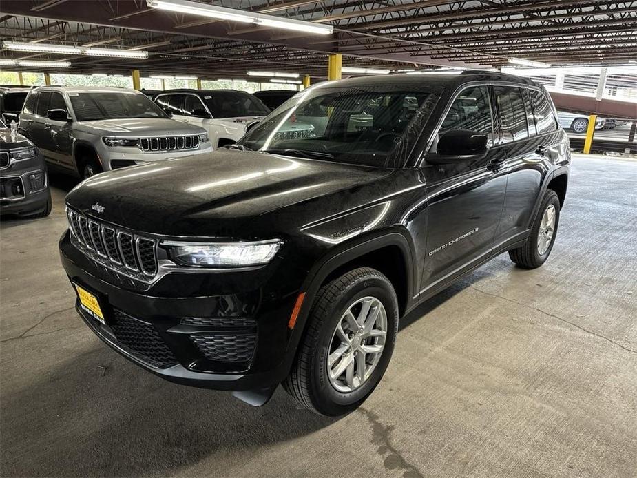 new 2024 Jeep Grand Cherokee car, priced at $36,297