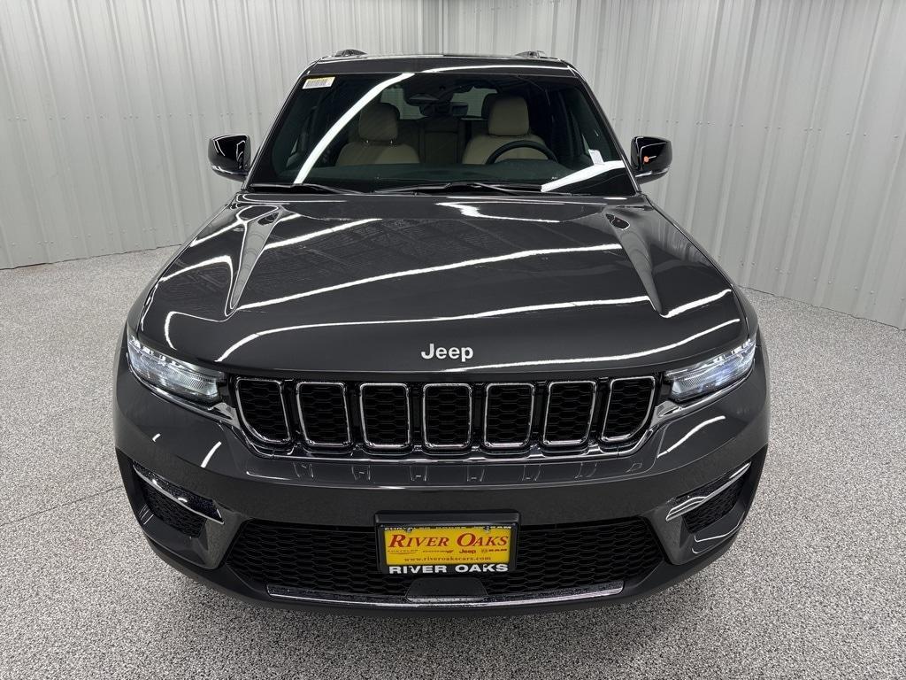 new 2025 Jeep Grand Cherokee car, priced at $46,682