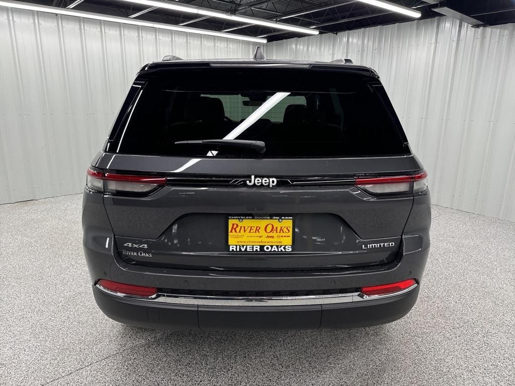 new 2025 Jeep Grand Cherokee car, priced at $45,682