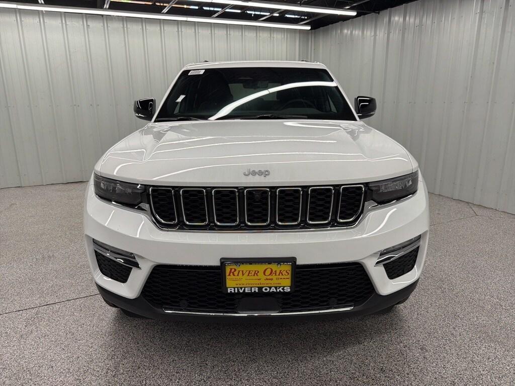 new 2025 Jeep Grand Cherokee car, priced at $50,053