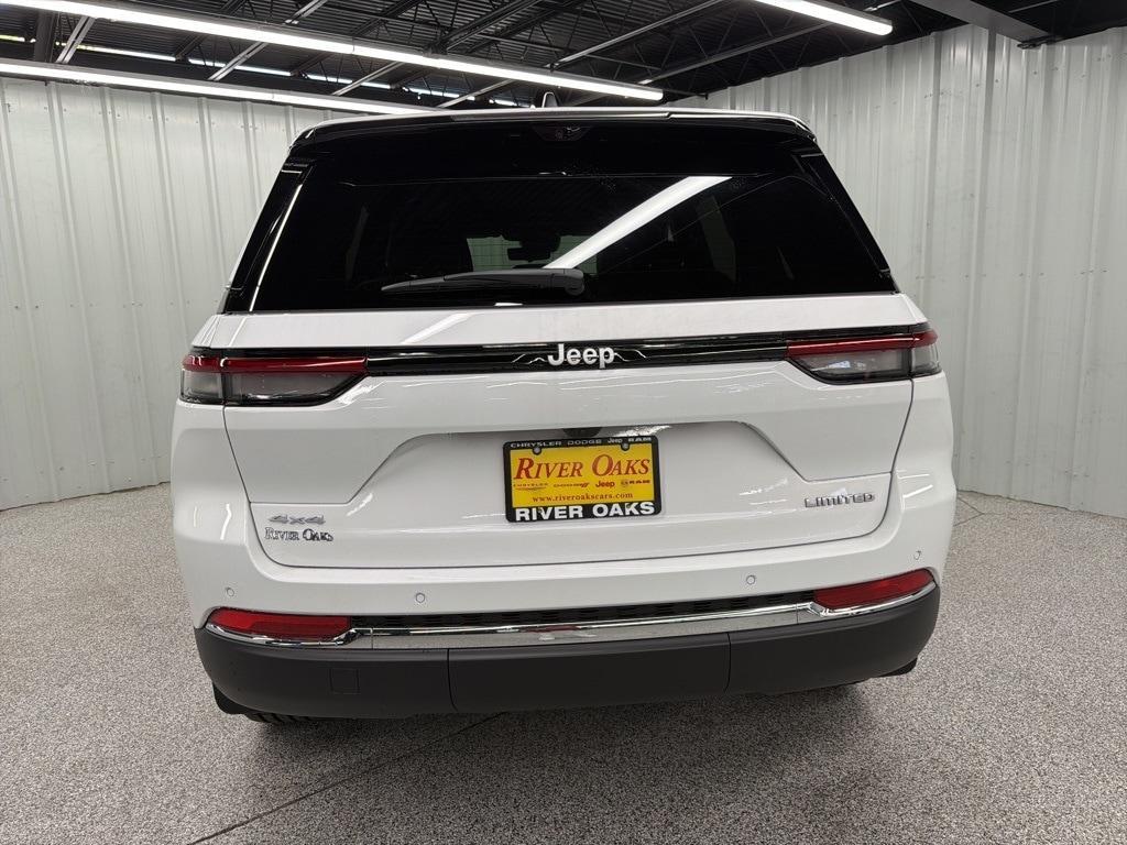 new 2025 Jeep Grand Cherokee car, priced at $45,245