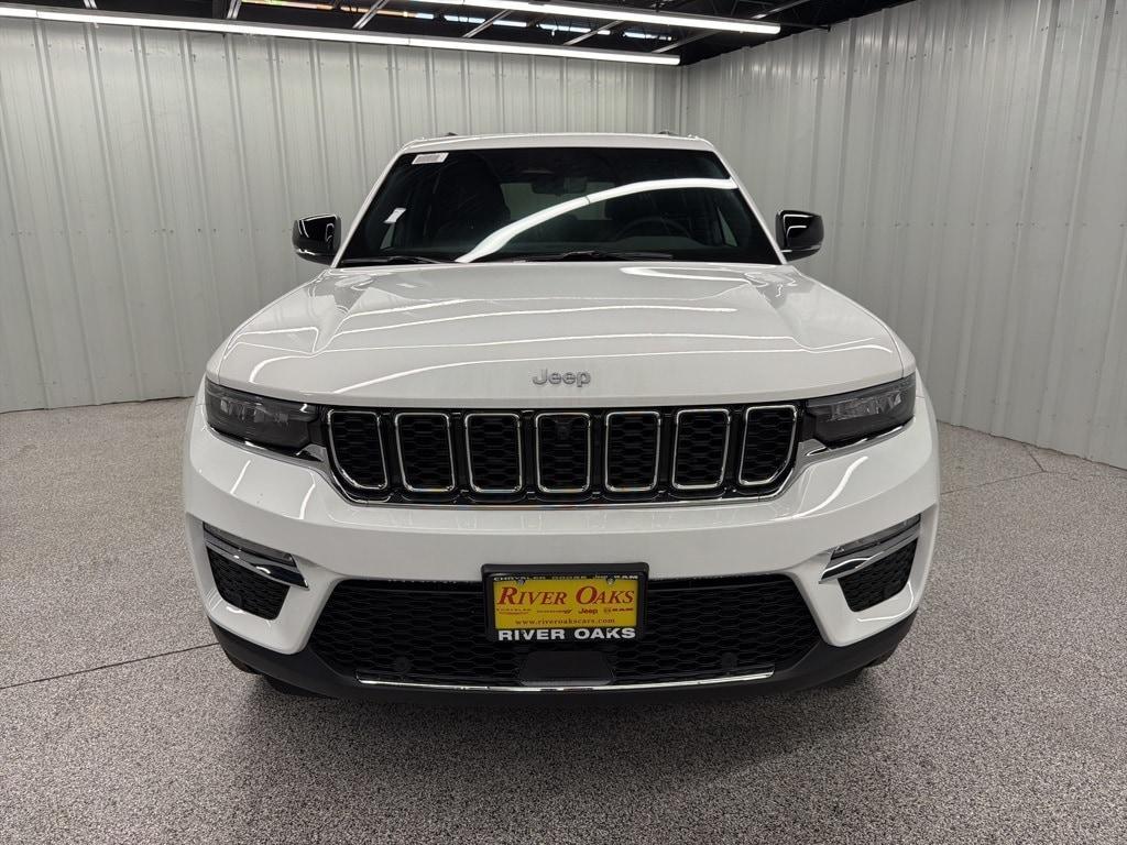 new 2025 Jeep Grand Cherokee car, priced at $45,245