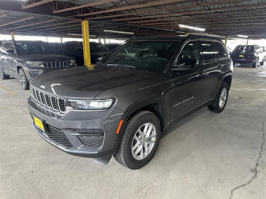 new 2024 Jeep Grand Cherokee car, priced at $36,297